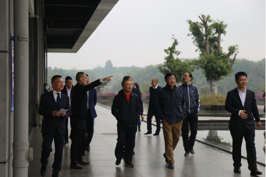 ag亚娱集团外部董事一行调研聚峰谷项目